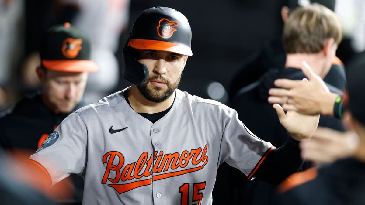 Chicago Cubs Sign Dylan Carlson to Minor League Deal with Spring Training Invite