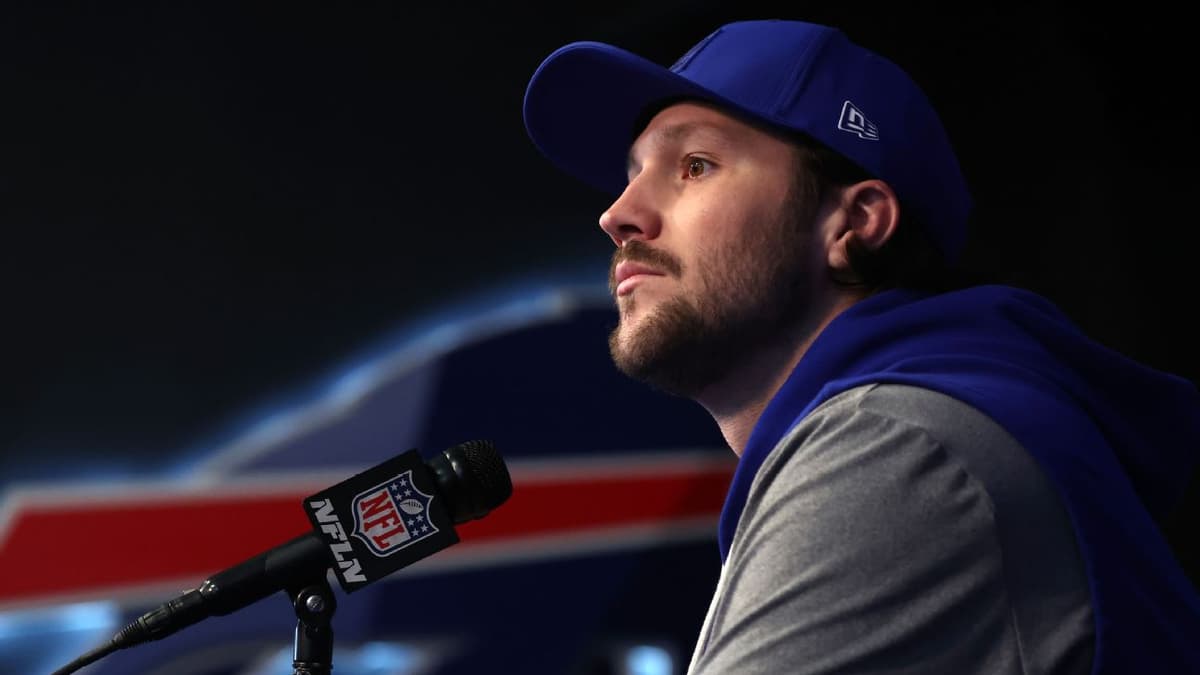 Josh Allen Undergoes Foot Surgery, Expects Return for Bills’ 2026 OTAs