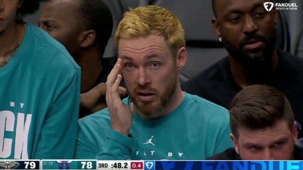 Hornets' Pat Connaughton Debuts Blonde Hair Following Fantasy Football Punishment