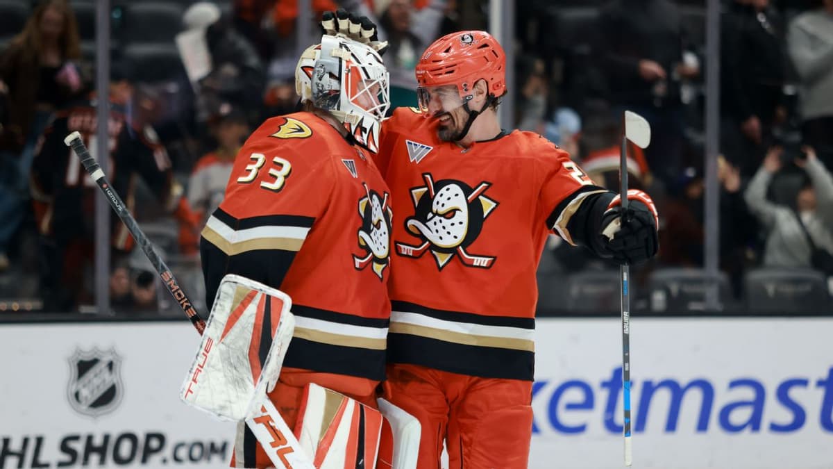 Anaheim Ducks Eye Pacific Division Title: NHL Playoff Projections and Standings Update