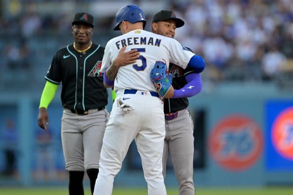 Dodgers' Freddie Freeman and Ketel Marte Trade an Out for a Hug in Early Season Moment