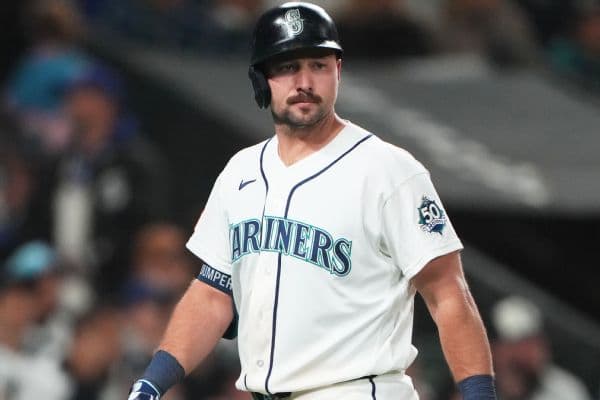 Cal Raleigh Mariners Lineup: Star Catcher Sits for Series Opener Against Yankees