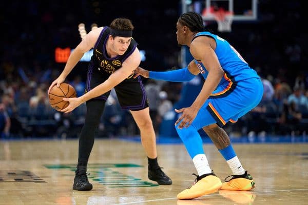 Austin Reaves Injury Update: Lakers Guard Questionable for Sunday’s Clash With Mavericks