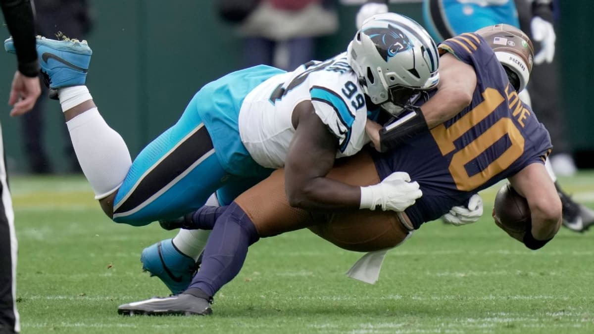 Panthers Defensive Lineman Tershawn Wharton Undergoes Neck Surgery Ahead of 2026 Season