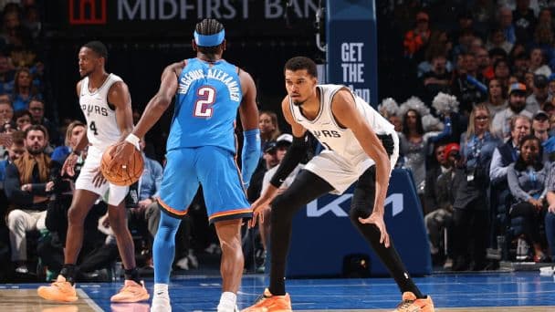 Oklahoma City Thunder Secure Crucial Game 1 Victory Over San Antonio Spurs in 2026 NBA Playoffs