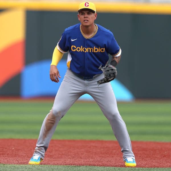 Gio Urshela Retires After 10 Seasons and Eight MLB Teams