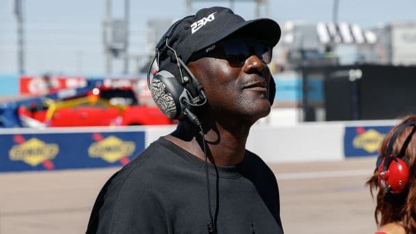 Michael Jordan Reconnects With Former High School Staff Member Ms. Etta in Heartfelt Hospice Gesture