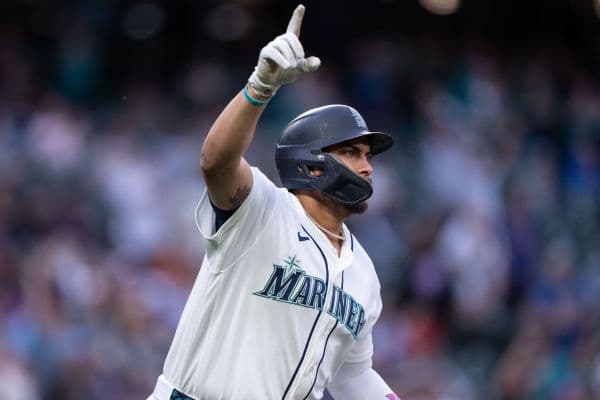 Josh Naylor Injury Update: Mariners First Baseman Day-to-Day After Back Spasms