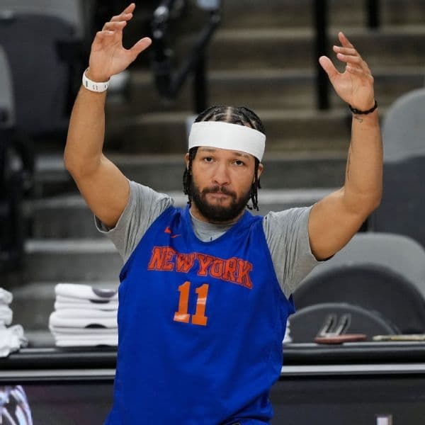 Jalen Brunson Praises Stephon Castle’s Defensive Prowess Ahead of NBA Finals