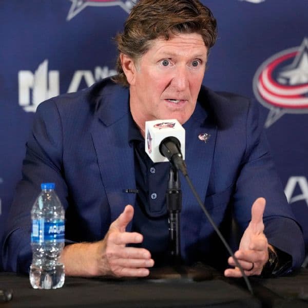 Edmonton Oilers Nearing Deal to Hire Mike Babcock as Next Head Coach