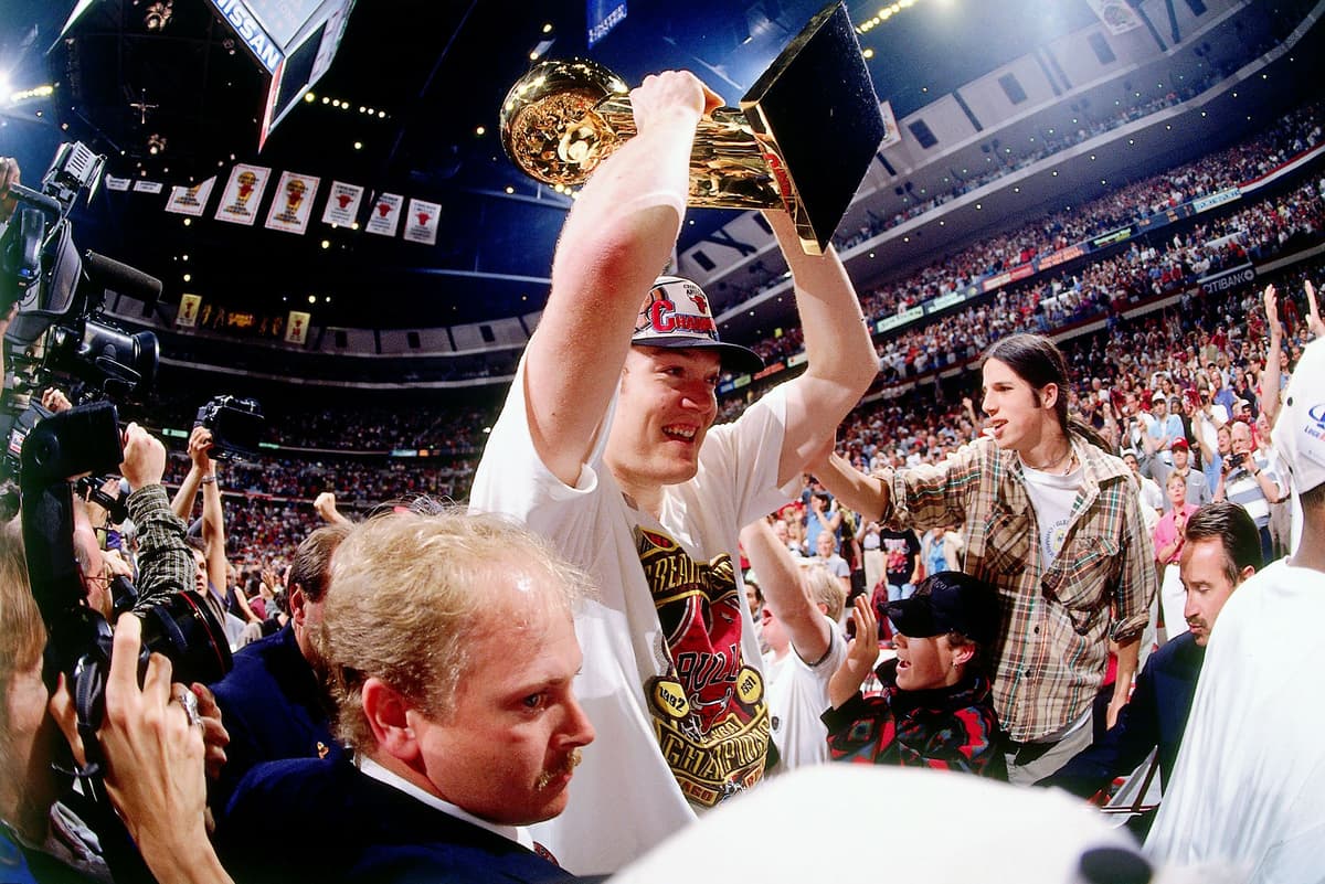 The Sound of Greatness: The Enduring Legacy of the Chicago Bulls Entrance Anthem 'Sirius'