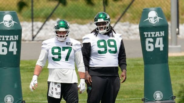 Jets Wanted to Get Bigger to Compete in 'Big Man's Game,' Says Aaron Glenn