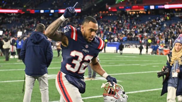 8 NFL Dynasty League Trade Targets: Key Players to Buy and Sell Now