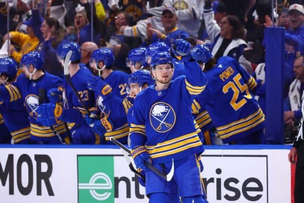 Chicago Blackhawks Trade for Bowen Byram and Jordan Greenway in Blockbuster Deal