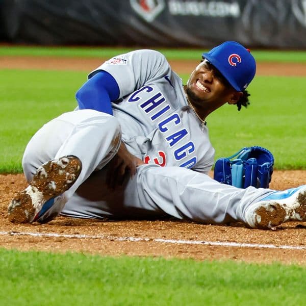 Cubs' Edward Cabrera Carted Off with Hamstring Injury in Start vs. Mets