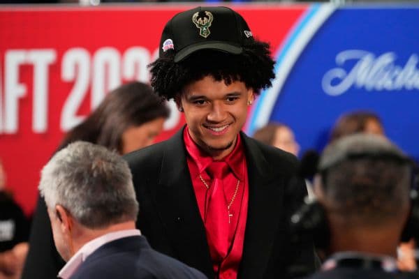 Bucks Draft Burries and Ament Amid Giannis Antetokounmpo Trade: 'We're Building'