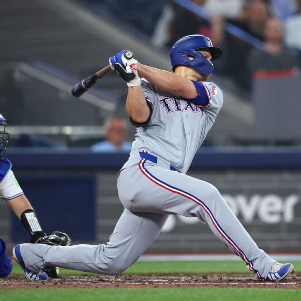 Texas Rangers Star Corey Seager Exits Early with Back Discomfort