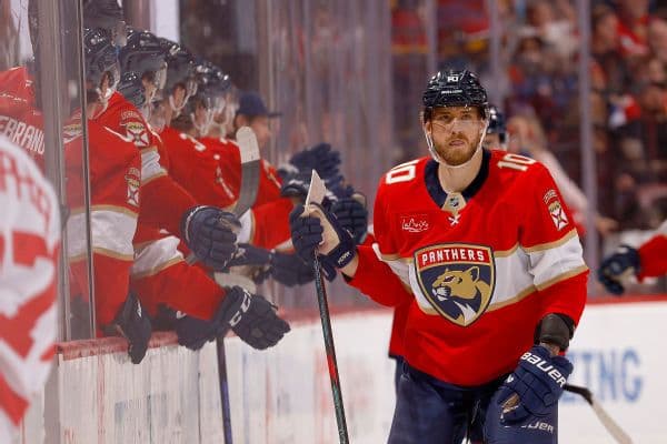 Anaheim Ducks Sign AJ Greer to Four-Year, $17 Million Contract