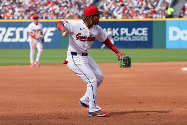José Ramírez Recovery Progresses as Guardians Star Set to Begin Batting Practice